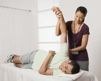 Physical-Therapist-with-patient3